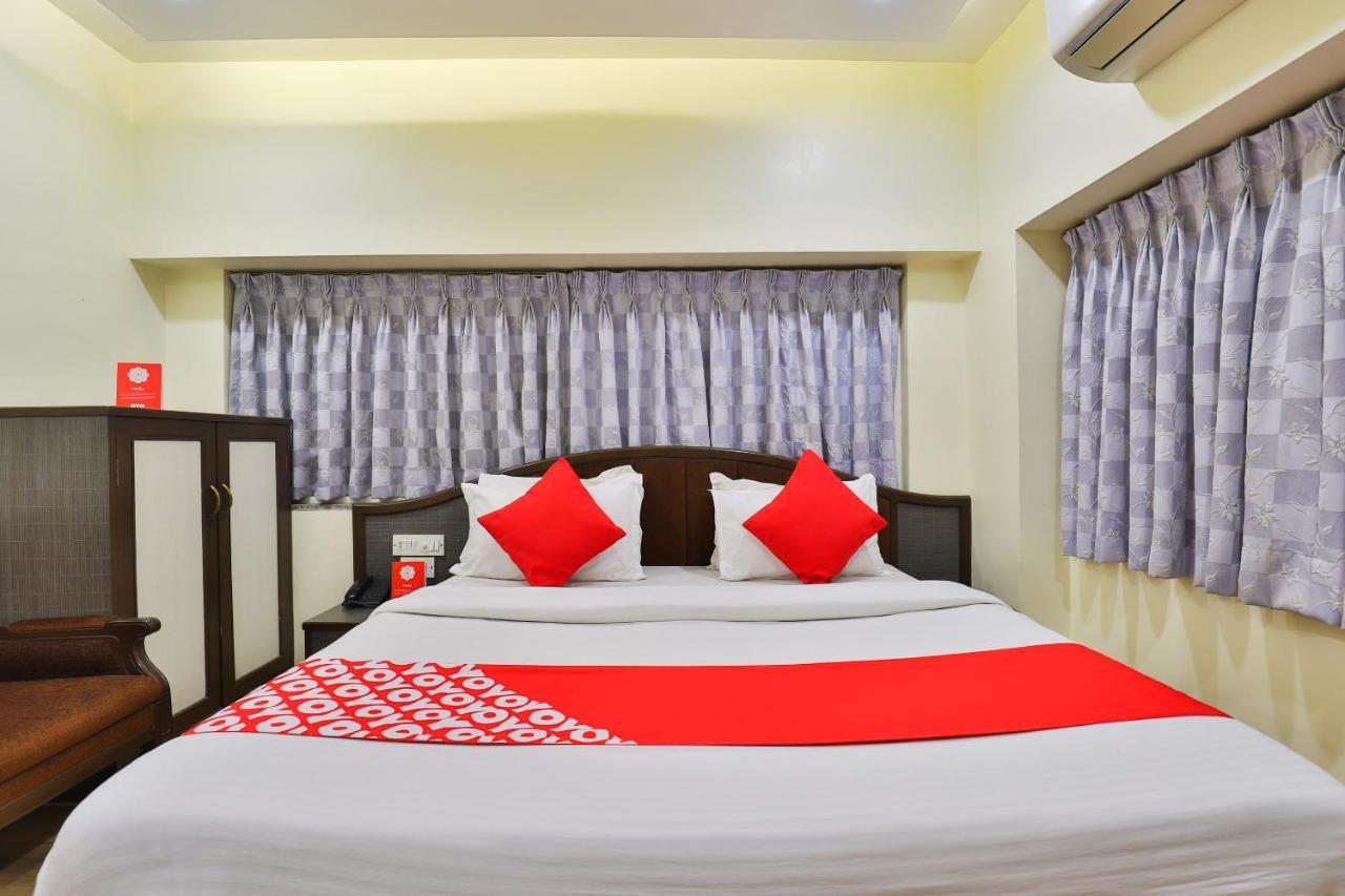 Oyo 17117 Hotel Rainbow Vadodara Exterior foto